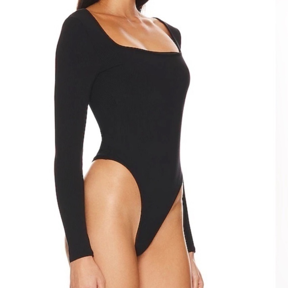 NWT L*Space Amore Square Neck Ribbed Bodysuit in Black Sz M Long Sleeves